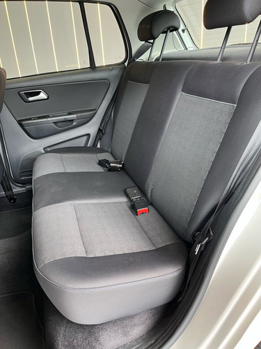 Volkswagen Fox 1.6 MSI COMFORTLINE 8V FLEX 4P MANUAL