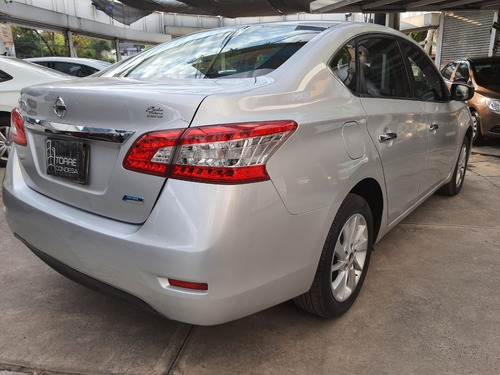 Imagen 4 de 15 de Nissan Sentra 2016 1.8 Sense Mt