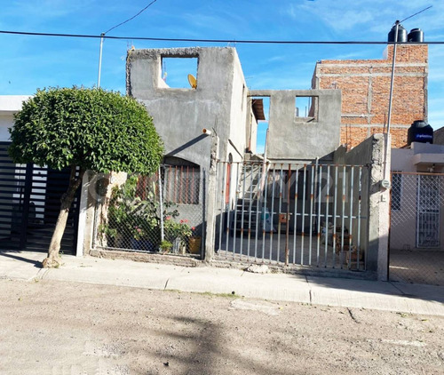 Casa En Venta En Obra Gris En Cañada Honda