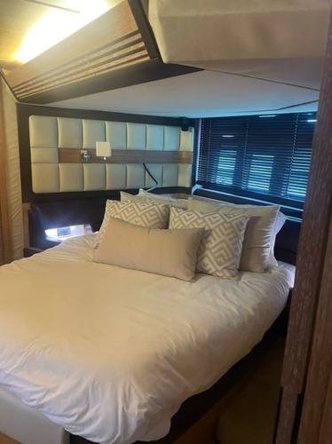 Imagen 8 de 14 de Yate Azimut 64 Lv2021