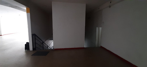 Imagen 3 de 9 de Excelente Local Comercial Av. Bolìvar Norte, Sector La Ceiba