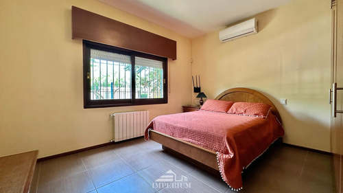 Hermosa Propiedad En Calle 19 Y Av Central Las Toscas C/ Piscina