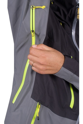 Imagen 2 de 9 de Campera Iguazu - Hombre - Gore-tex - Impermeable