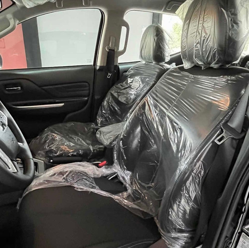 Imagen 7 de 15 de Chevrolet S10 Mitsubishi L200 At 4x4 Okm