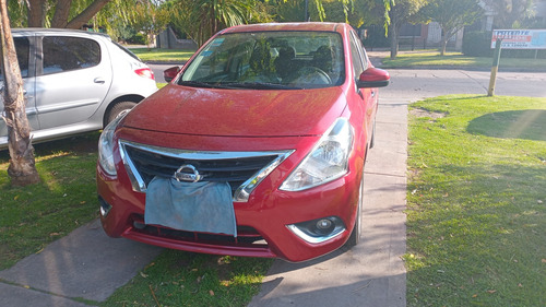 Nissan Versa 1.6 Advance Mt