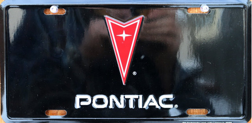 Hangtime Pontiac Etiqueta Auto De Metal Relieve 6 X 12