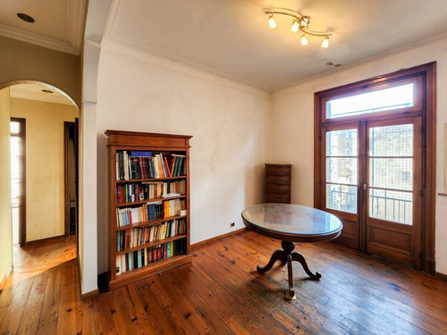 Imagen 1 de 30 de Venta Departamento 4 Ambientes Con Dos Balcones Francés En Balvanera