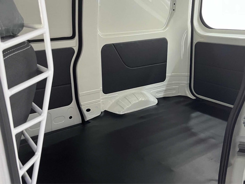 Imagen 10 de 23 de Lifan Foison Cargo 2023 1.3 Cargo 92cv