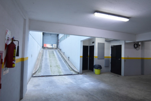 Imagen 3 de 6 de Cochera Fija En Venta Ubicado En Balvanera, Capital Federal, Buenos Aires