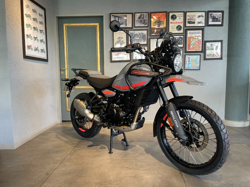 Royal Enfield Himalayan 450