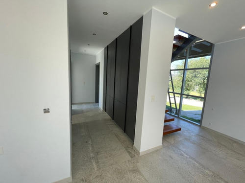 Casa 3 Dormitorios Venta Country Golf Carlos Paz