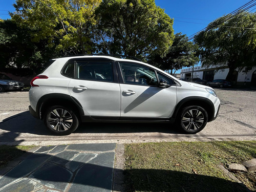 Peugeot 2008 1.6 Thp Sport