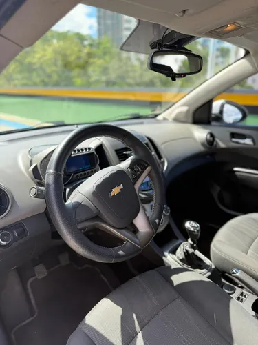Chevrolet Sonic 1.6 Lt 5 p