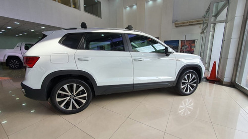 Imagen 11 de 17 de Volkswagen Taos Highline 250 Tsi Entrega Inmediata 2022 0km