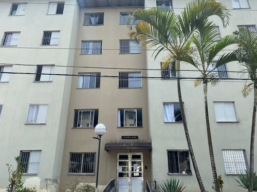 Imagem 1 de 14 de Vendo Barato E Excelente Apartamento 56m2, 2 Dormitórios