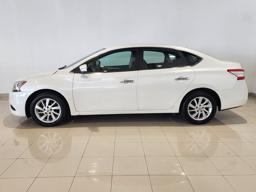 Nissan Sentra 1.8 Advance At