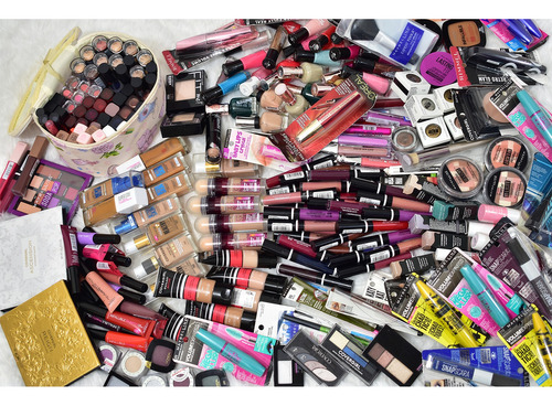 Paquete Lote Maquillaje Maybelline,loreal,covergirl 25 Pzas