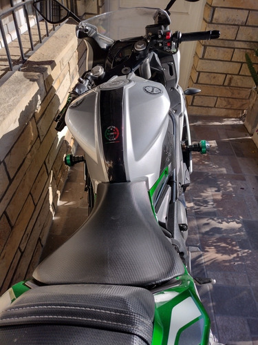 Imagen 9 de 15 de Benelli 302 R