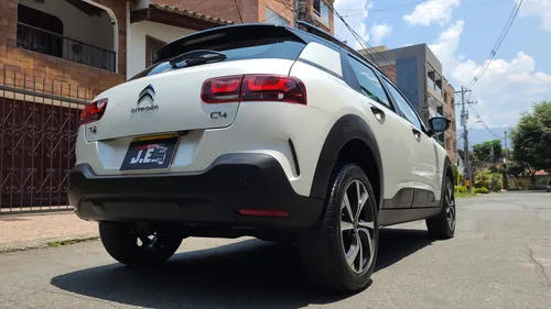 Citroën C4 Cactus 1.6 Shine Turbo Aut