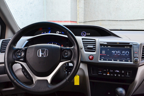 Imagem 10 de 15 de Civic Lxr 2.0 Flex Automático 2013/14 Com Central Multimídia
