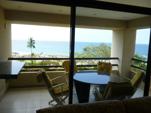 Tanaguarenas Apartamento En Venta Primera Linea Yc18w