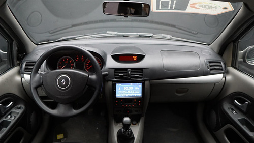 Renault Symbol 1.6 16v Privilège (flex)