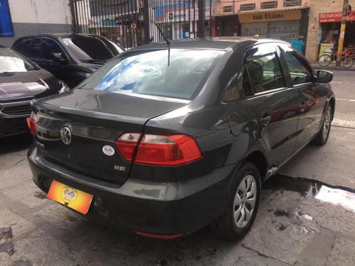 Imagem 4 de 11 de Voyage 1.6 Completo + Gnv Geração 5