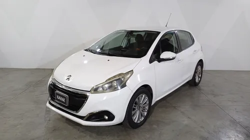 Peugeot 208 1.6 Allure Mt