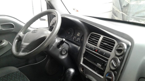Kia K2700