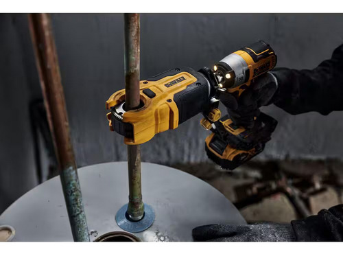 Dewalt DWACPRIR Impact Connect Cortador De Tubos De Cobre Con Soporte Color Amarillo