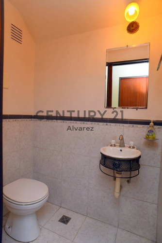 Imagen 8 de 27 de Venta De Casa De 6 Ambientes En Remedios De Escalada