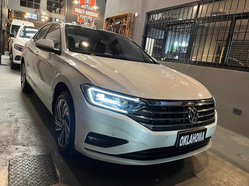 Imagen 2 de 15 de Volkswagen Vento 2020 1.4 Highline 150cv At