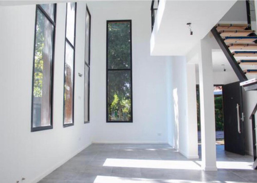 Imagen 4 de 15 de Casa - Barrio Parque Leloir