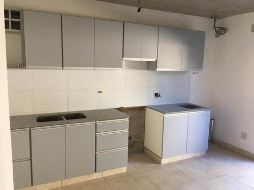 Imagen 8 de 24 de Venta Triplex, Muñiz