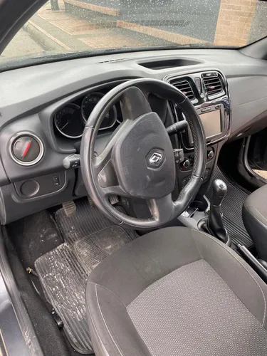 Renault Logan 1.6 Expression