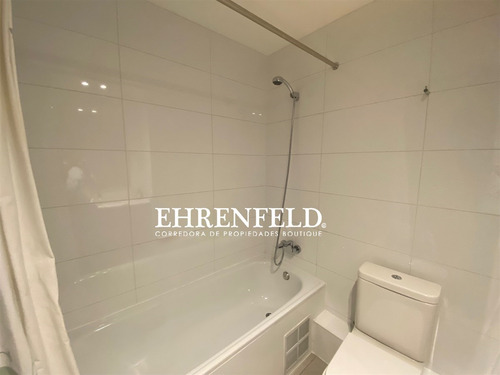 Departamento En Venta De 2 Dorm. En Las Condes