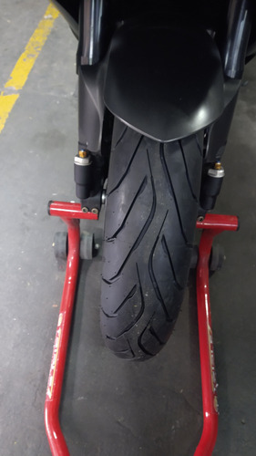 Yamaha R6