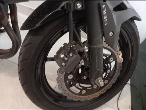 Moto Z400 - Kawasaki - Modelo 2020 - 1368km - Práct/nueva