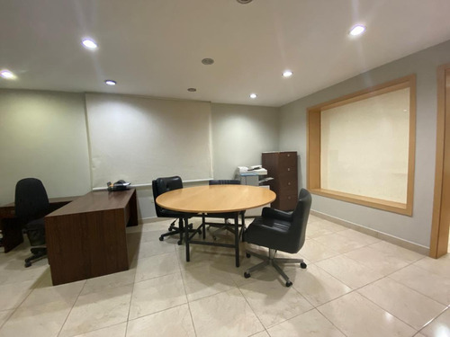 Casa Comercial En Venta En La Castellana