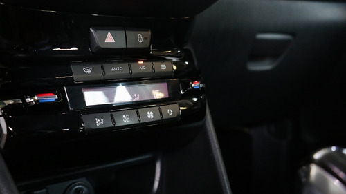 Peugeot 208 1.6 Feline Pack Cuir - 91112 - C(p)
