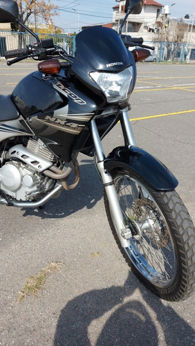 Imagen 11 de 25 de Honda Falcon 400 Nx4 (2011)