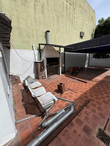 Casa En Venta 4 Ambientes Y Garage San Cristobal Oportunidad