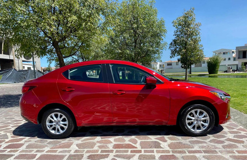 Imagen 4 de 12 de Mazda Mazda 2 2019 1.5 I Touring Mt