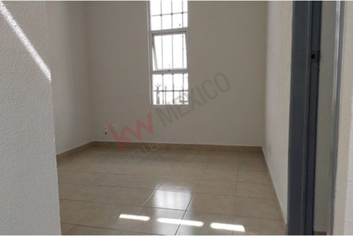Casa En Venta En Desarrollo Con Amenidades En Las Misiones I A 10 Min Del Aeropuerto De Toluca