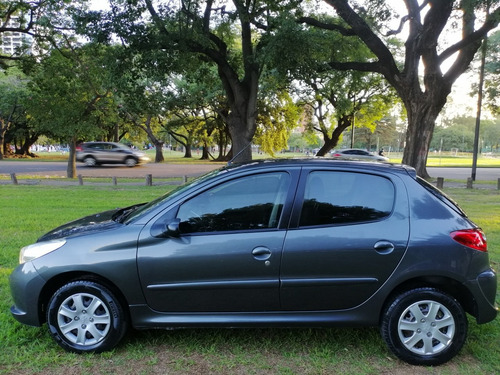Peugeot 207 2014 1.4 Allure 75cv