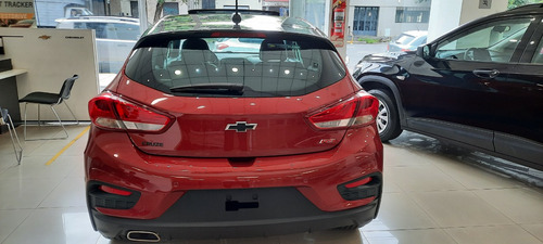 Chevrolet Cruze 5 1.4 Rs At 5 p