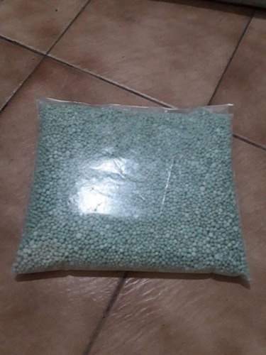 Imagen 1 de 3 de Fertilizante Nitrofoska Azul X 1 Kg Fertilizante Nitrogeno