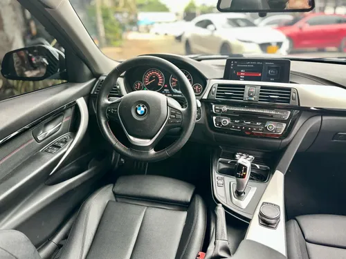 BMW 318i 1.5 318i F30 Lci Exclusive