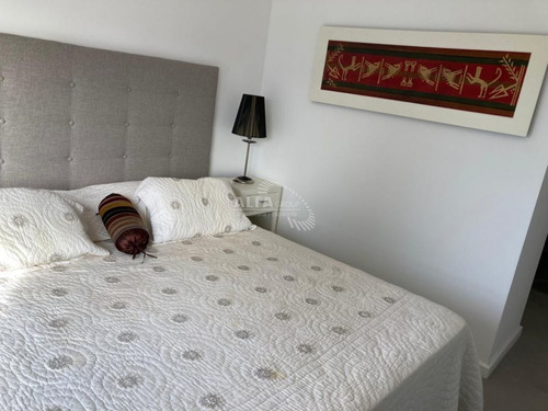 Imagen 8 de 15 de Apartamento En Venta Y Alquiler En Punta Del Este, 2 Dormitorios Con Parrillero Propio - Punta Del Este Mansa