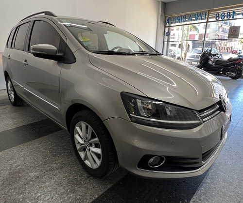 Volkswagen Suran 1.6 Imotion Highline 110cv